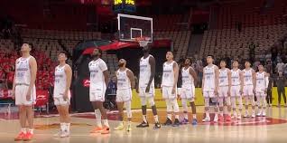 比赛中以 比赛中以